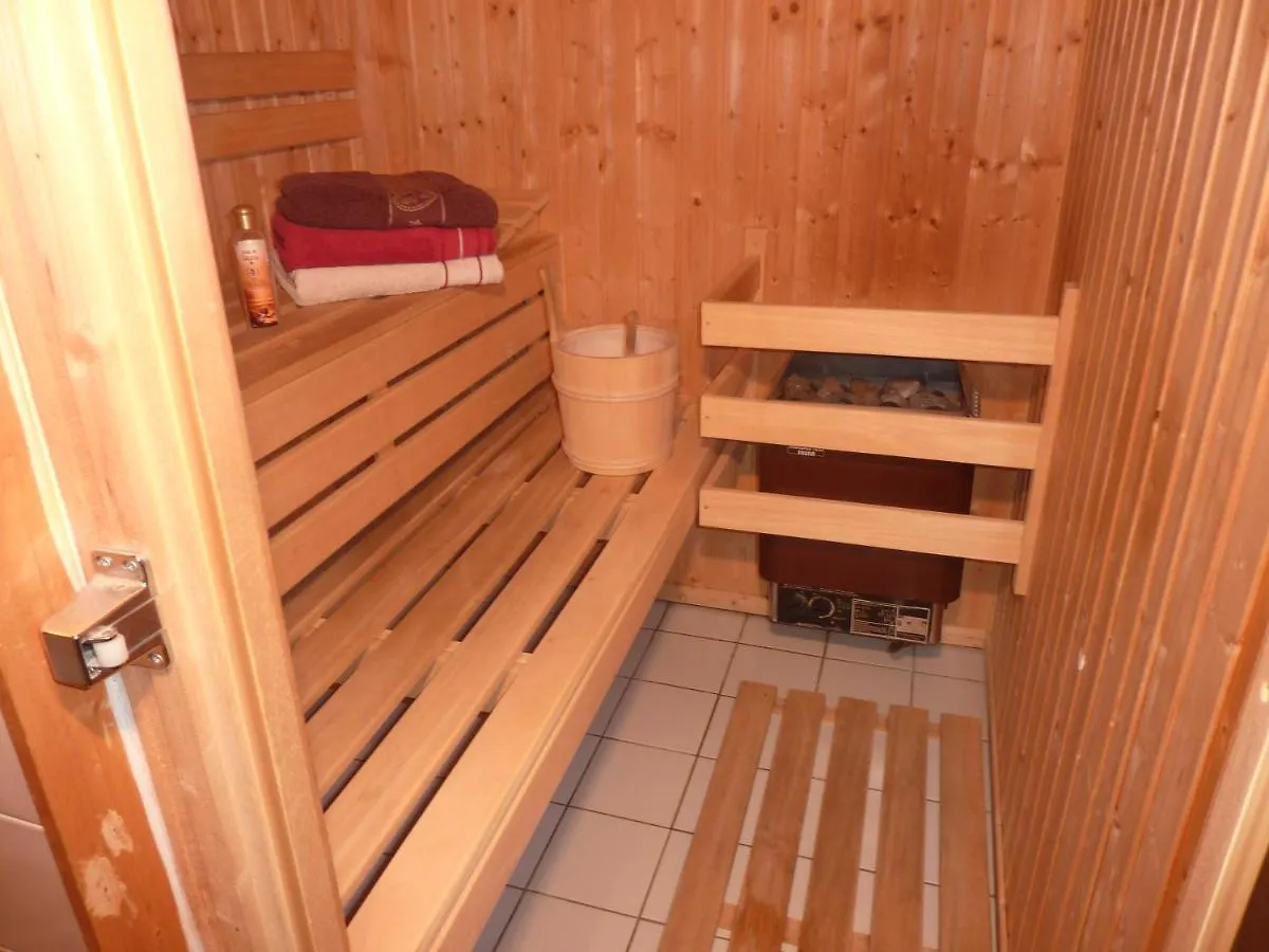 Residence Saboia B13 Cles Blanches Courchevel 0*,  France